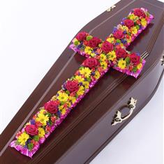 Vibrant Loose Cross 