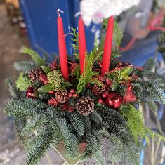 Red Table Centrepiece with candles  